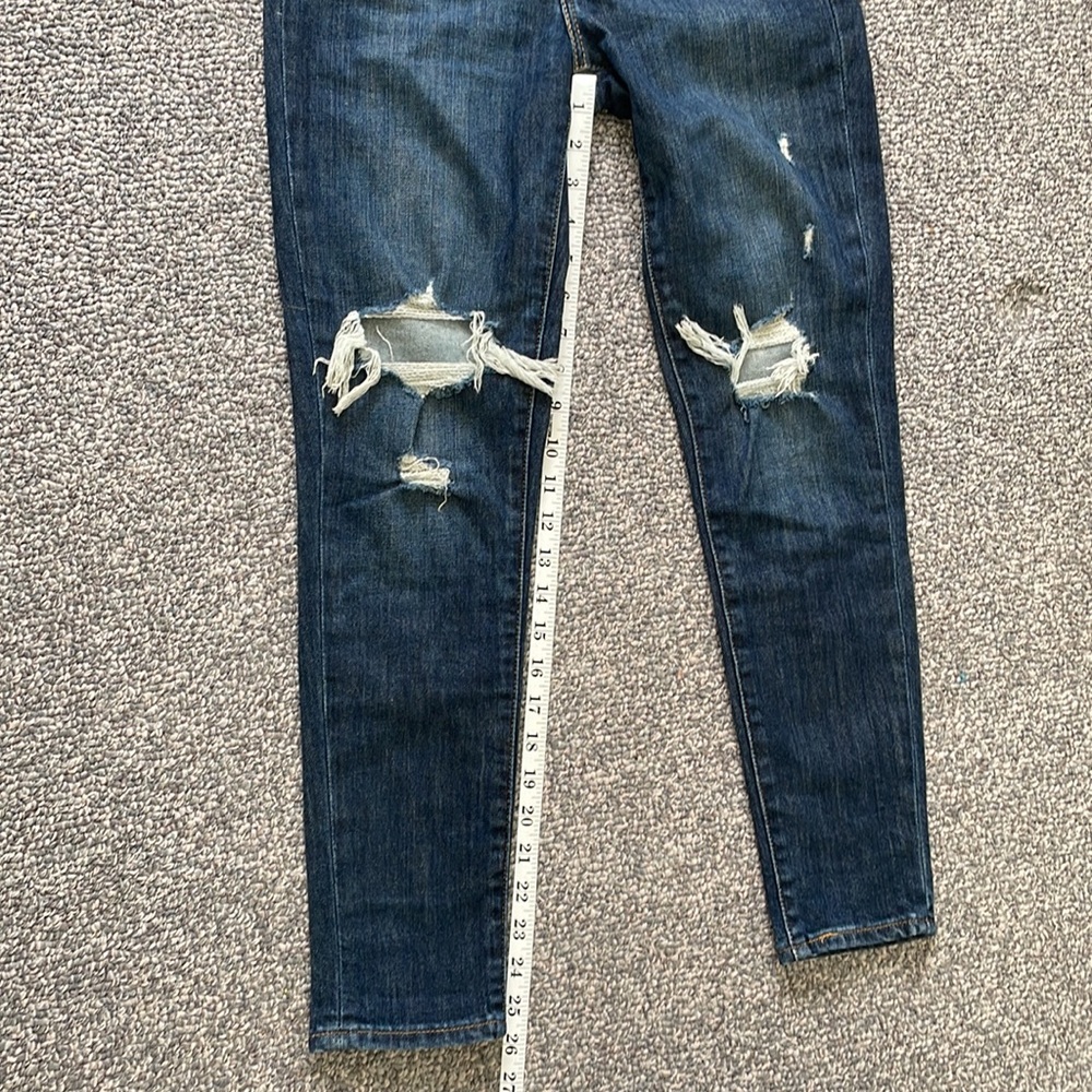 Levi’s 721 high rise distressed skinny jeans - Picture 9 of 9